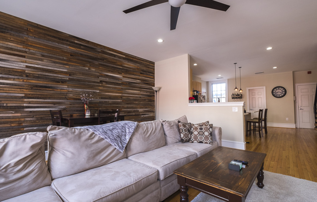 Spruce Street 1602