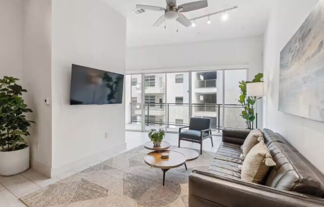 1 bed, 2 baths, $1,799, Unit 404