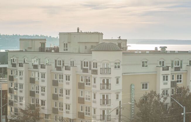 1 bed, 1 bath, 585 sqft, $1,715, Unit 515