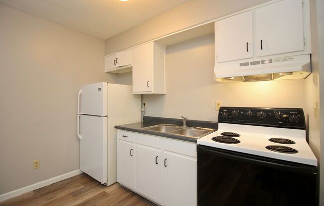 1 bed, 1 bath, 500 sqft, $995, Unit C26