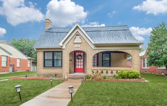 3 Bedroom Tudor in Oak Cliff