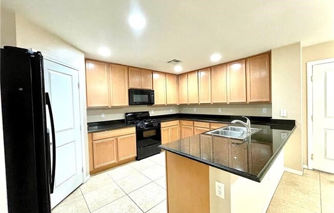 9912 BLUE VILLA CT