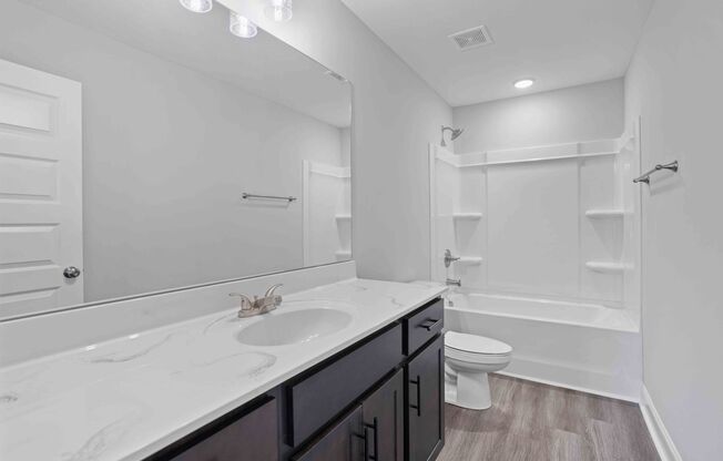 2 beds, 2.5 baths, 1,300 sqft, $1,350, Unit 6