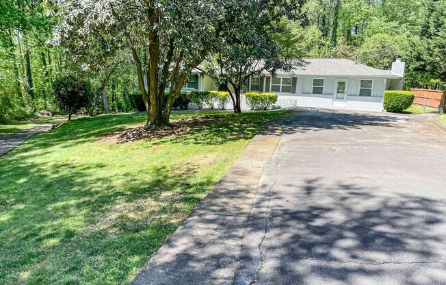 Renovated 3BR Brick Ranch - East Cobb