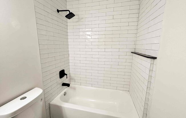 3 beds, 2 baths, $2,499