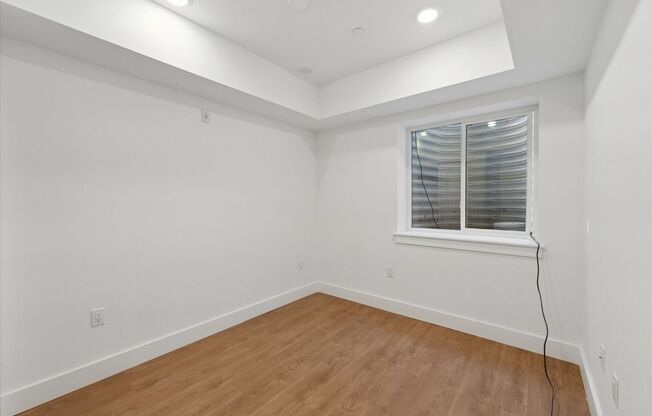 2 beds, 2 baths, 900 sqft, $1,422, Unit 101