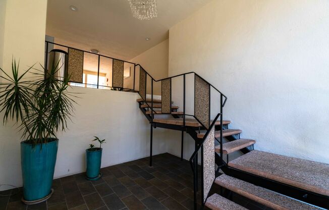 Studio, 1 bath, 595 sqft, $2,298, Unit 108