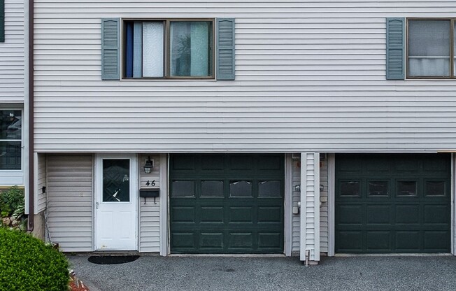 46 CRESTVIEW DR