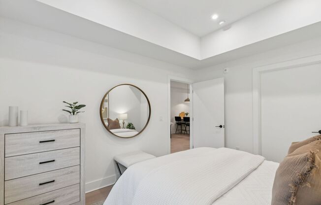 1 bed, 1 bath, 800 sqft, $2,017, Unit 210
