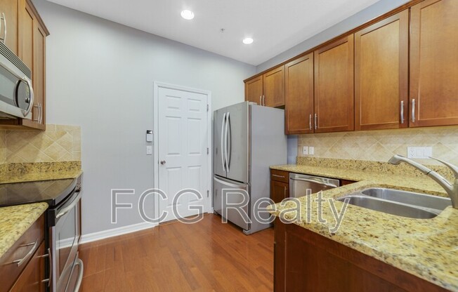 8021 ENCHANTMENT DR