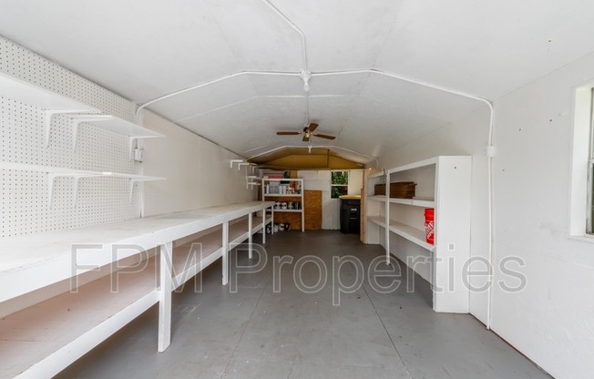 4127 SHIRLEY AVE
