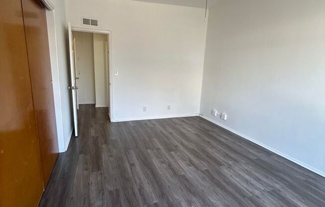 1 bed, 1 bath, 750 sqft, $1,975, Unit 3