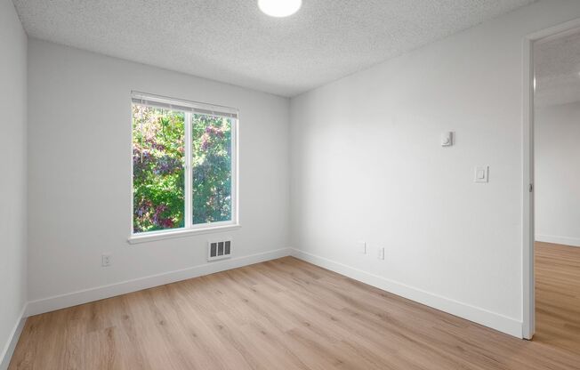 2 beds, 1 bath, 815 sqft, $2,085, Unit 308
