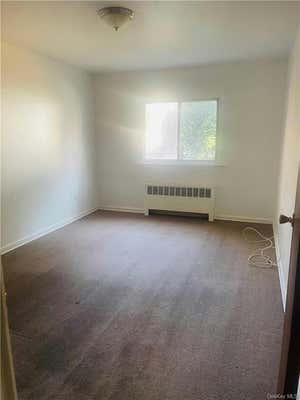 2 beds, 1 bath, 1,000 sqft, $2,500