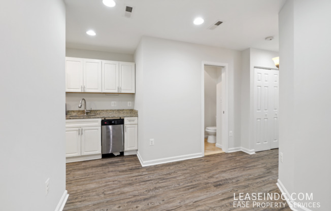 1223 16 ST NE