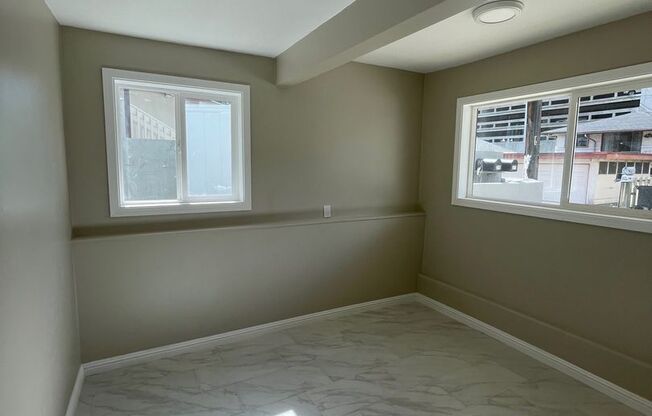 3 bedrooms, 4 baths and attached bedroom/den in a Multiplex Single Family Home in Lower Nuuanu