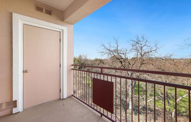 1 bed, 1 bath, 812 sqft, $2,165, Unit 1014