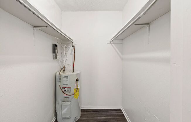 1 bed, 1 bath, 565 sqft, $1,149, Unit 101
