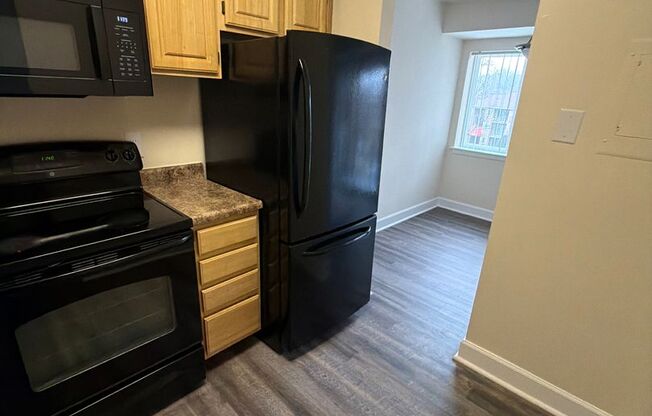 1 bed, 1 bath, 745 sqft, $1,660, Unit 14202 #203