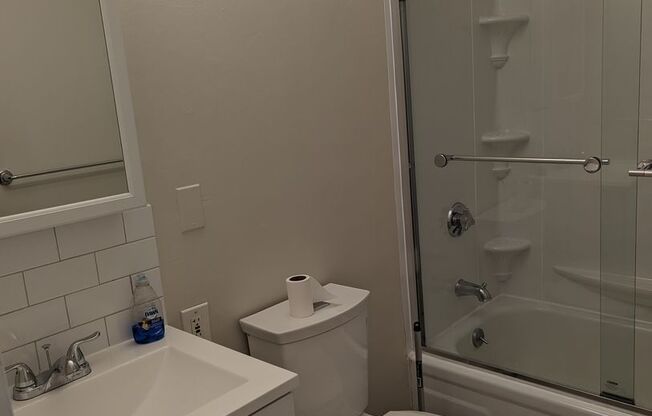 September 1 Brighton Cleveland Circle 2 bedroom for 9/1!