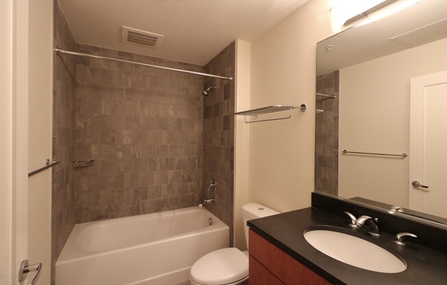 1 bed, 1 bath, 500 sqft, $2,450, Unit 302