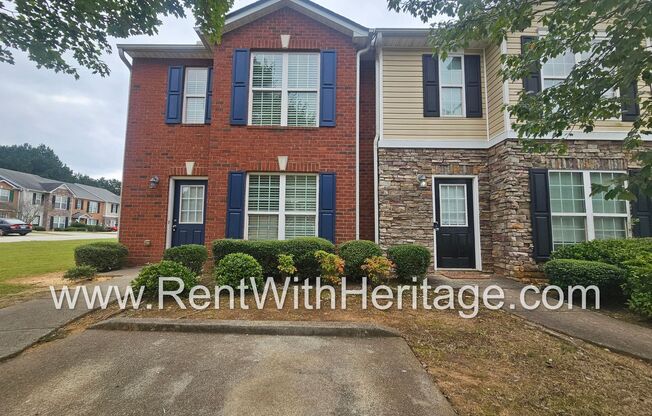 GORGEOUS 3 BEDROOM - 2 BATH CONDO / END UNIT / SMALL SUBDIVSION / GREAT LOCATION