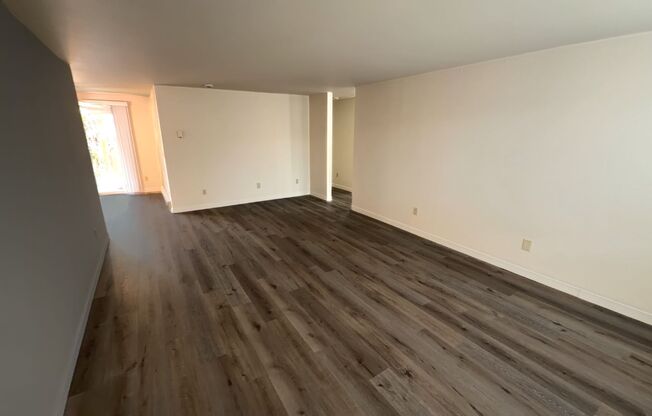 Price Drop! Single-level duplex in Jefferson