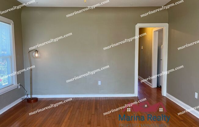 2 beds, 1 bath, $2,200