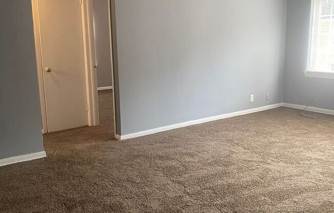 2 beds, 1 bath, 750 sqft, $850