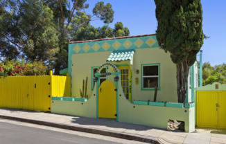 Available 12/15/2024 - House - 3 Bed / 2 Bath + Studio - Echo Park