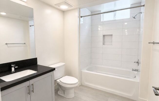2 beds, 2 baths, 792 sqft, $2,795, Unit T206