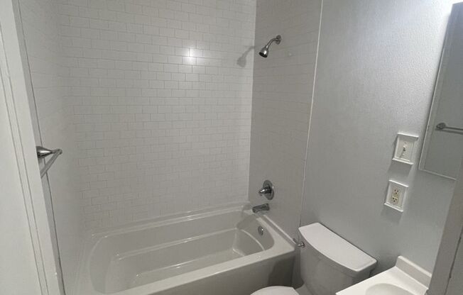 1 Bedroom 1 Bathroom