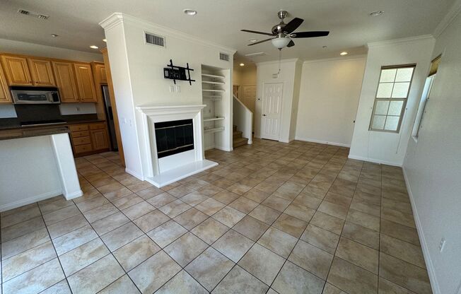 Beautiful Mission Valley Townhome in Escala Complex 92108
