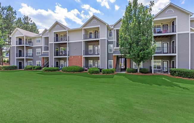 Walden_Glen_Exterior_7_Evans_GA
