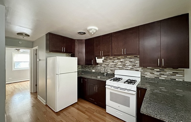 8500 500 WAUKEGAN