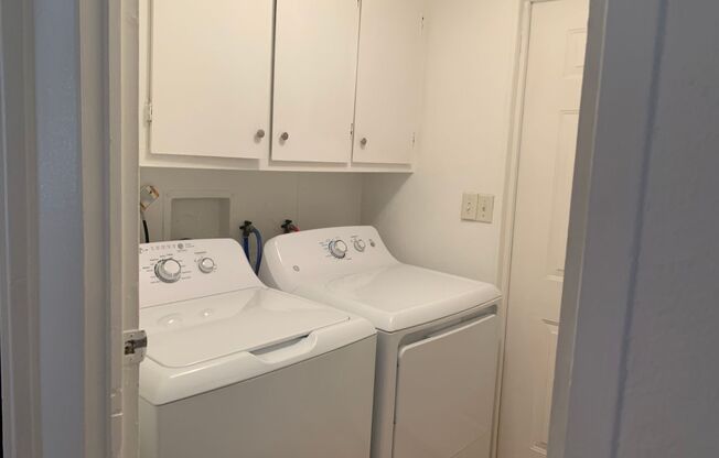 2 beds, 2 baths, $1,200