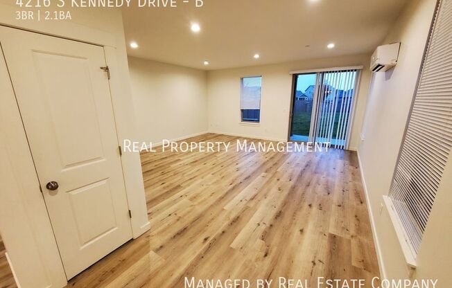 4216 S. Kennedy Dr, Unit B