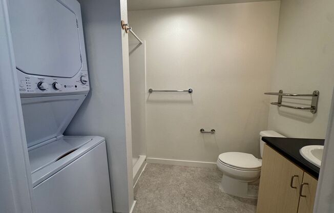 Studio, 1 bath, 656 sqft, $1,850, Unit 307