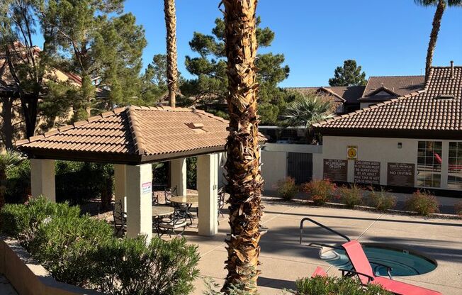 3 beds, 2 baths, $1,600