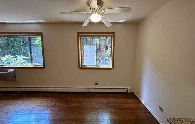 1 bed, 1 bath, 700 sqft, $2,055, Unit 531-310