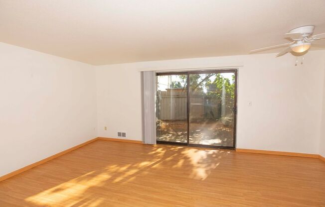 1 bed, 1 bath, 575 sqft, $1,695, Unit 10704-201