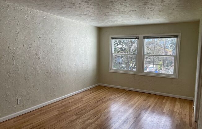 Regency Park Apartments