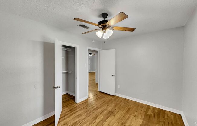 3 beds, 1 bath, $1,150