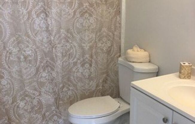 LP 02:Sunny Isles Apartments