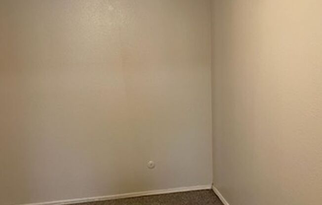 Studio, 1 bath, 520 sqft, $560, Unit 2604-106