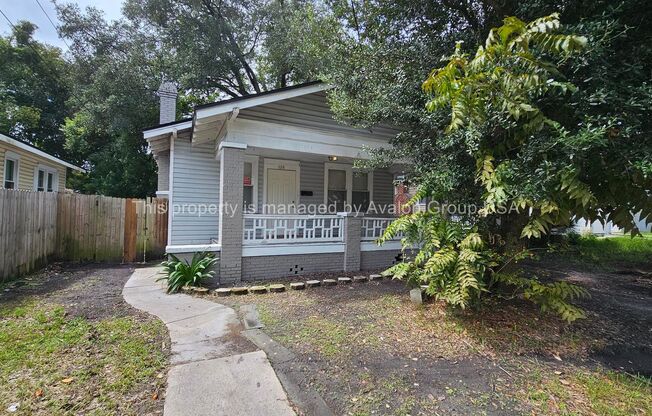 3 beds, 1 bath, $1,350