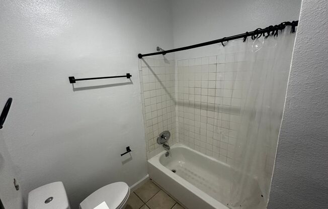 1 bed, 1 bath, 307 sqft, $1,495.83, Unit 15