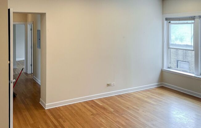 3 beds, 2.5 baths, 1,200 sqft, $3,300, Unit 3922-3