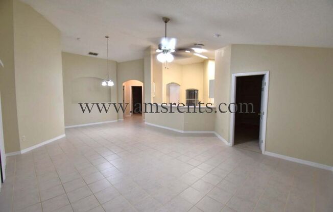 3 beds, 2 baths, $1,800