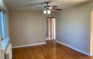 1 bed, 1 bath, $2,095, Unit F-1